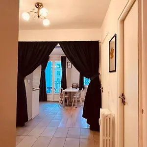 Traversant Elegant - Parking Prive Apartment